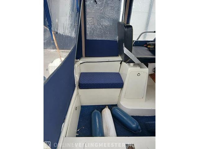 Kajuitboot met buitenboordmotor en trailer birchwood 18 - afbeelding 11 van  50