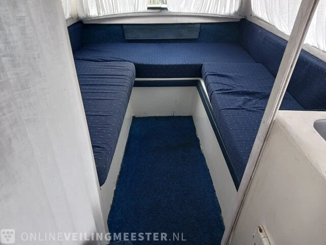 Kajuitboot met buitenboordmotor en trailer birchwood 18 - afbeelding 15 van  50