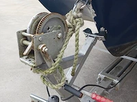 Kajuitboot met buitenboordmotor en trailer birchwood 18 - afbeelding 31 van  50