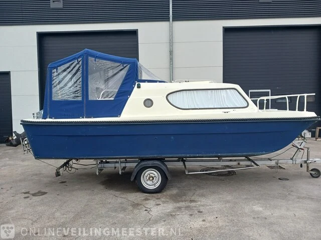 Kajuitboot met buitenboordmotor en trailer birchwood 18 - afbeelding 23 van  50