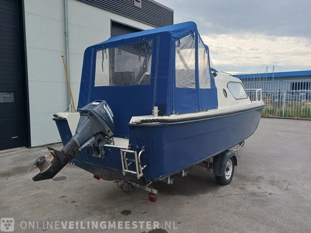 Kajuitboot met buitenboordmotor en trailer birchwood 18 - afbeelding 34 van  50