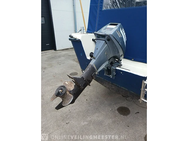 Kajuitboot met buitenboordmotor en trailer birchwood 18 - afbeelding 46 van  50