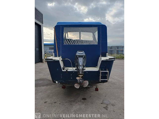 Kajuitboot met buitenboordmotor en trailer birchwood 18 - afbeelding 45 van  50