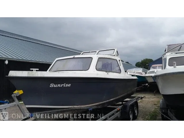 Kajuitboot onedin 650, kajuit, groen - afbeelding 12 van  19