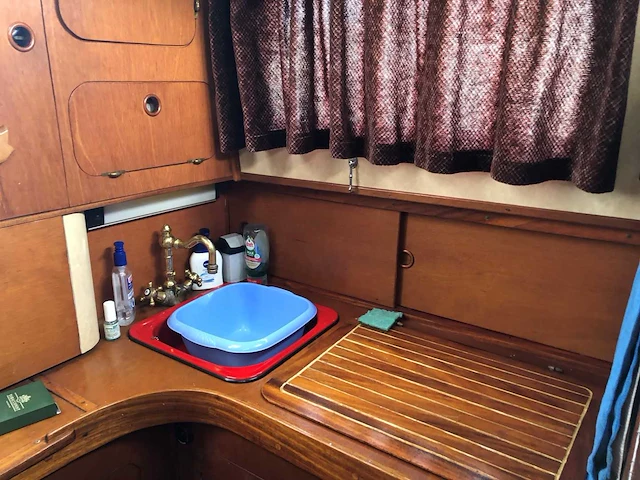 Kajuitzeilboot - afbeelding 12 van  15