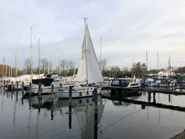 Kajuitzeilboot - afbeelding 2 van  15