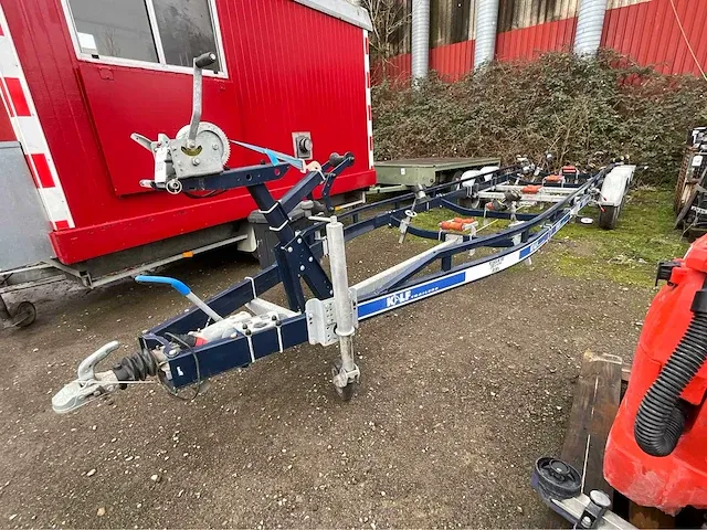 Kalf boottrailer - afbeelding 1 van  31