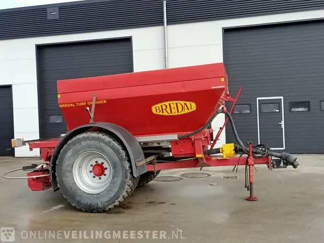 Kalkstrooier/bezandingswagen bredal, k 45, bouwjaar 2012 - afbeelding 29 van  33