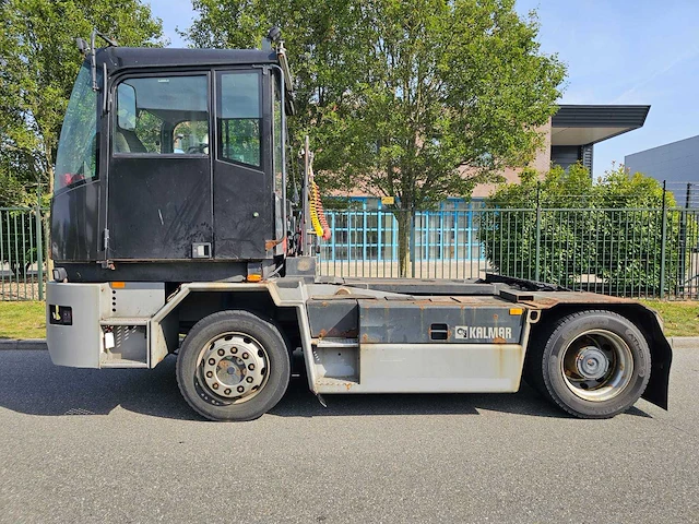Kalmar - 2018 - tr618ia - terminal trekker - 32000kg - afbeelding 12 van  23