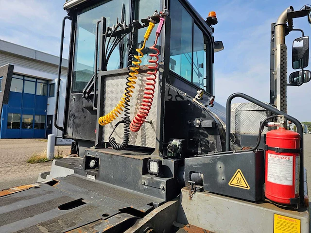 Kalmar - 2018 - tr618ia - terminal trekker - 32000kg - afbeelding 21 van  23
