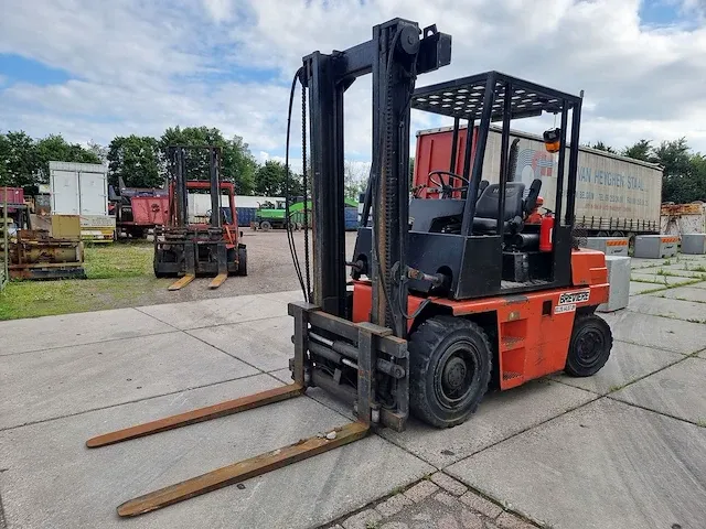 Kalmar - axle 4-500 - vorkheftruck - afbeelding 1 van  18