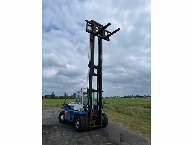 Kalmar 15 900 / 15 ton vorkheftruck - afbeelding 10 van  13