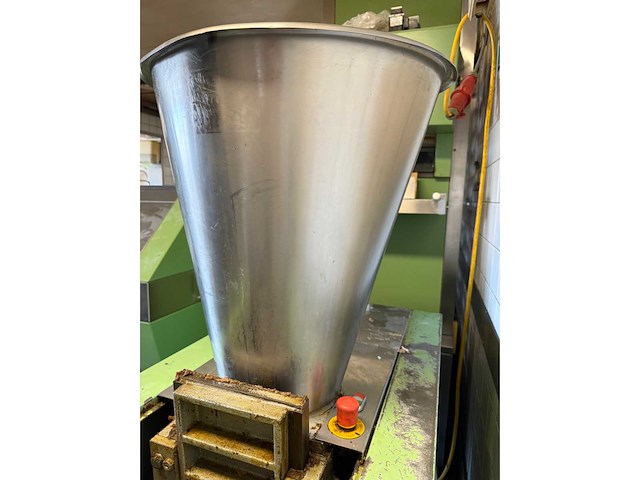 Kalmeijer - kao - afmeet- en oppuntmachine - afbeelding 2 van  3