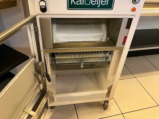 Kalmeijer kbe 11mm broodsnijmachine - afbeelding 8 van  8