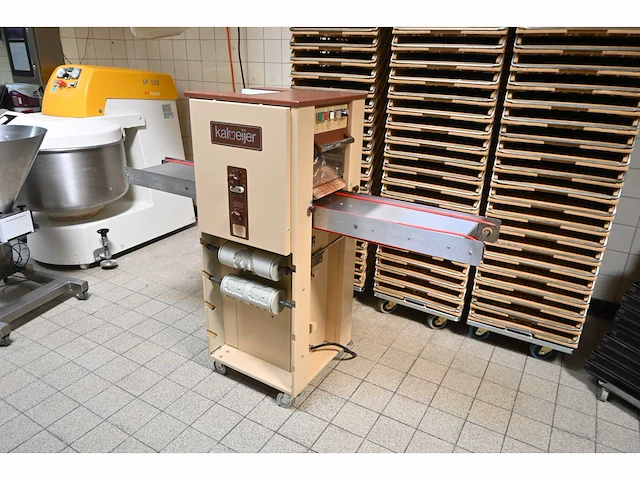 Kalmeijer kgm koekjesmachine inclusief 3 vormwalsen - afbeelding 3 van  10
