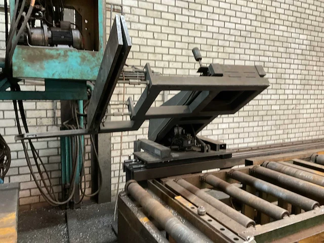 Kaltenbach hdm 1300 afkortcirkelzaagmachine - afbeelding 7 van  20