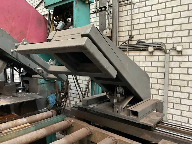 Kaltenbach hdm 1300 afkortcirkelzaagmachine - afbeelding 9 van  20