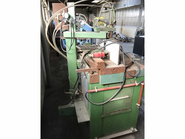 Kaltenbach skl 370 universele cirkelzaagmachine - afbeelding 7 van  9