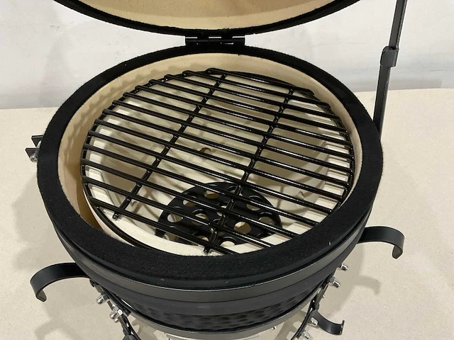 Kamado oven en barbecue barbecue - afbeelding 9 van  11