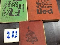 Kampboekjes liederen - afbeelding 1 van  2