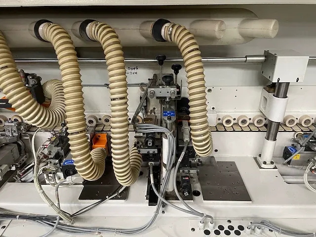 Kantaanlijmmachine - afbeelding 10 van  20