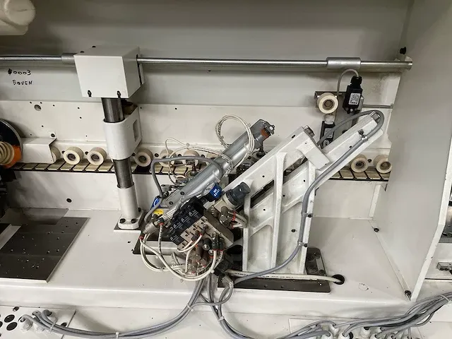 Kantaanlijmmachine - afbeelding 18 van  20