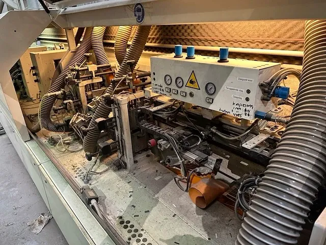 Kantaanlijmmachine - afbeelding 25 van  28