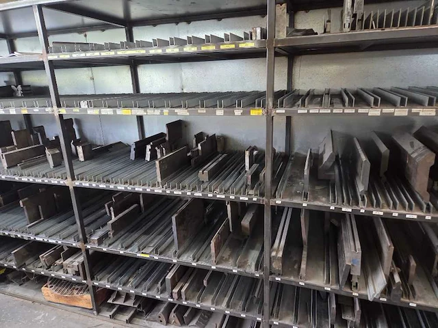 Kantbank - gereedschap - diverse onderdelen, gereedschappen en accessoires - afbeelding 10 van  14
