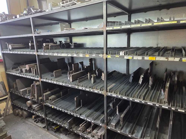 Kantbank - gereedschap - diverse onderdelen, gereedschappen en accessoires - afbeelding 11 van  14