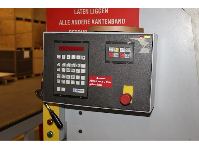 Kantenaanlijnmachine brandt type optimat ko 67 c. bouwjaar 2001 - afbeelding 5 van  5