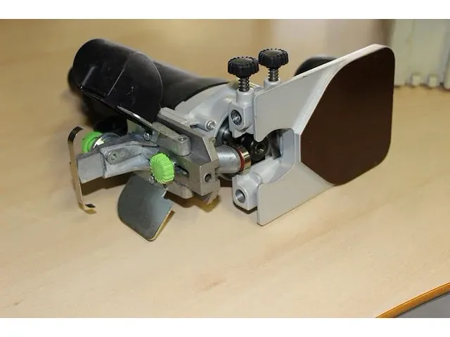 Kantenfrees festool type ofk 700 eq. in kunststoffen stapelbare koffer. - afbeelding 3 van  3
