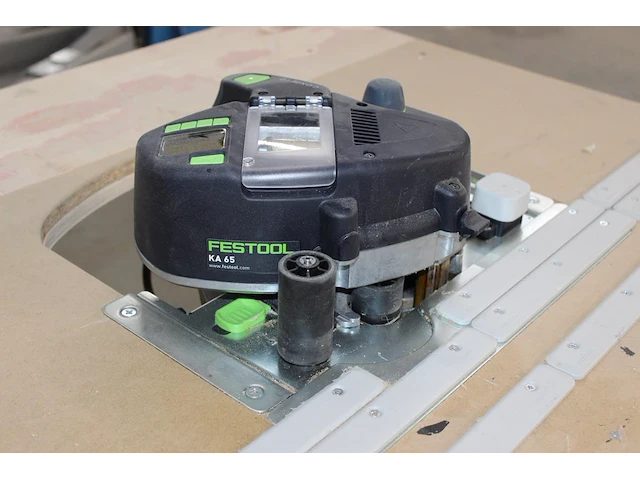 Kantenverlijmer festool conturo ka 65 gemonteerd in werktafel 95 x 215 x 95 cm. met bewerkingsset kb-ka 65 ... - afbeelding 2 van  6