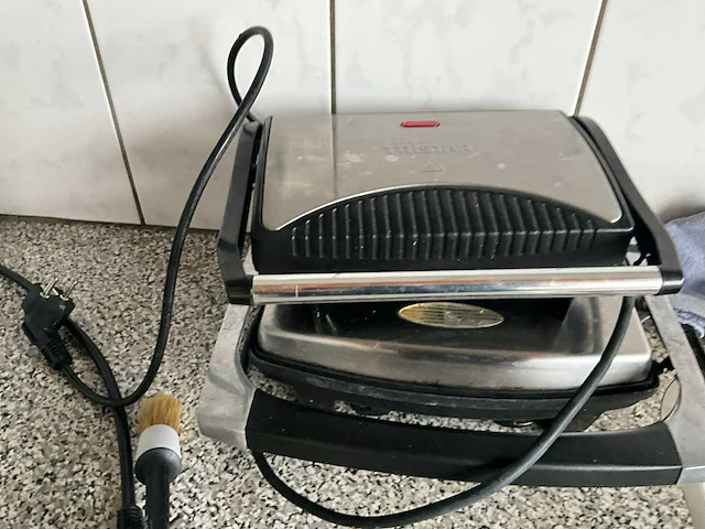 Kantine-inventaris - afbeelding 9 van  15