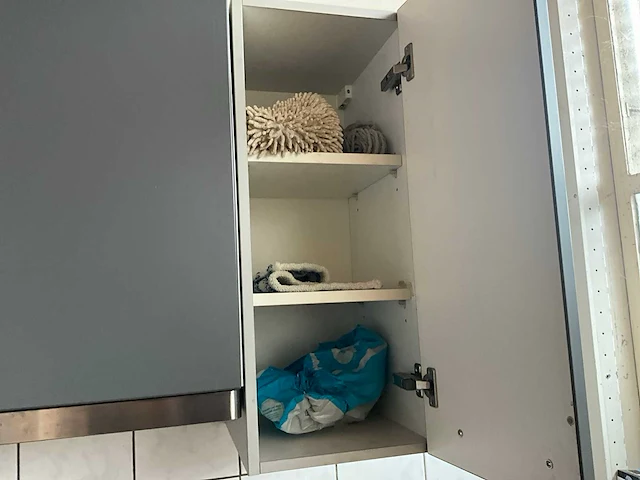 Kantine-inventaris - afbeelding 14 van  15