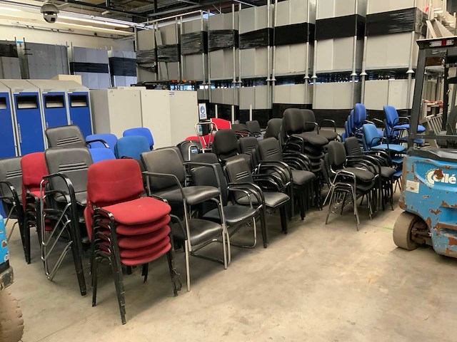 Kantinestoel divers - afbeelding 1 van  4