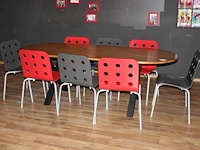 Kantinetafel met 8 buisstalen stoelen met houten zitting. afmeting 220 x 90 x 75 cm. - afbeelding 2 van  3