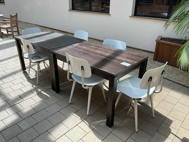 Kantinetafel met stoelen (2x) - afbeelding 1 van  5