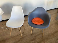Kantinetafel met stoelen (5x) - afbeelding 3 van  13