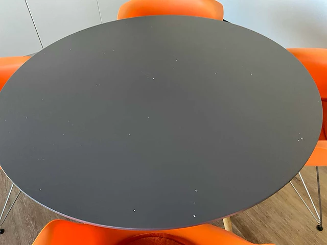 Kantinetafel met stoelen (5x) - afbeelding 13 van  13