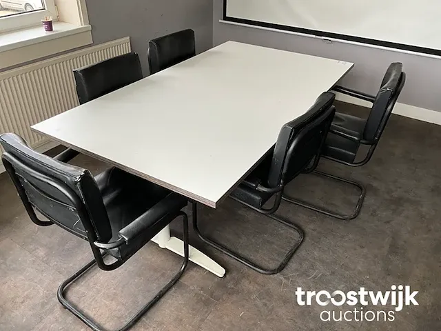 Kantinetafel - afbeelding 1 van  3