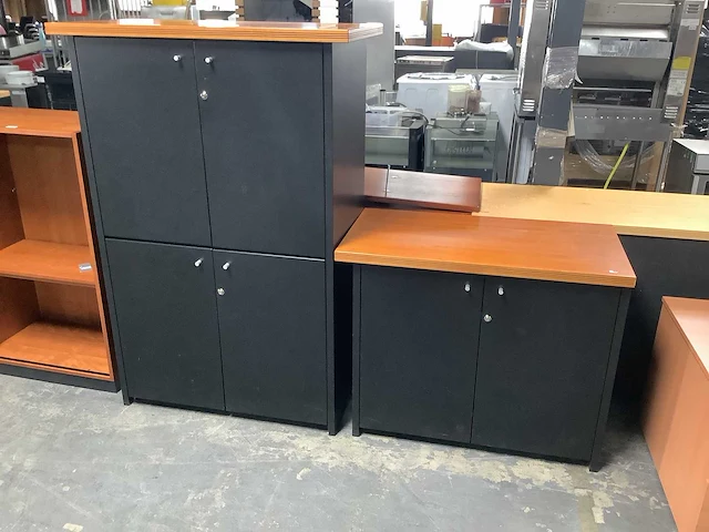 Kantoor kast - afbeelding 1 van  4