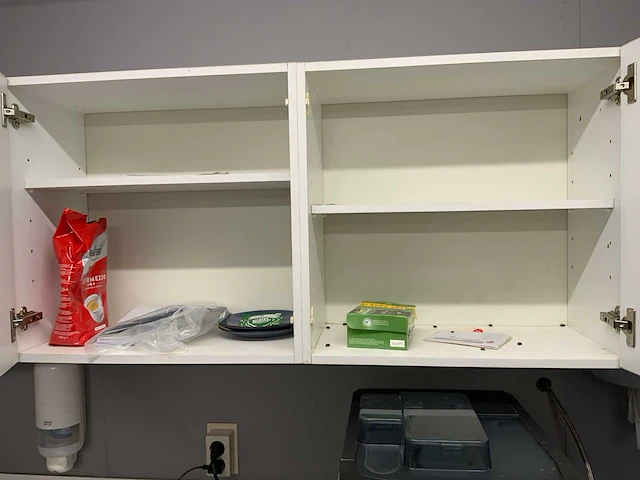Kantoor meubilair en kantine inrichting - afbeelding 2 van  19