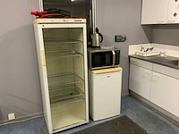 Kantoor meubilair en kantine inrichting - afbeelding 12 van  19