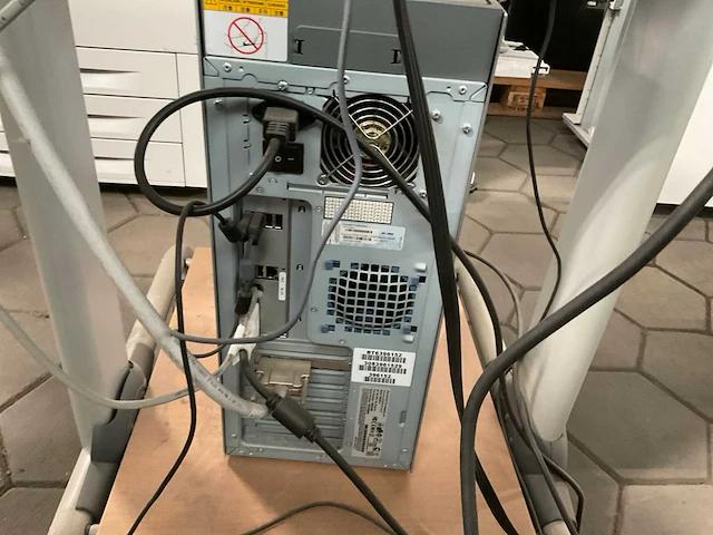 Kantoor trolley met computer en monitor - afbeelding 6 van  8