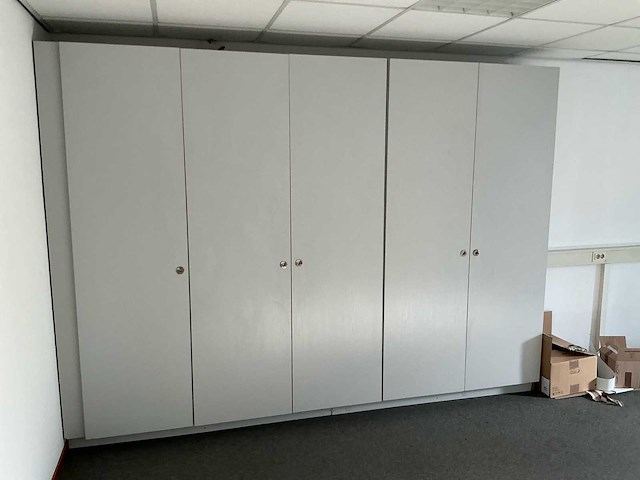 Kantoormeubilair divers (41x) - afbeelding 2 van  14