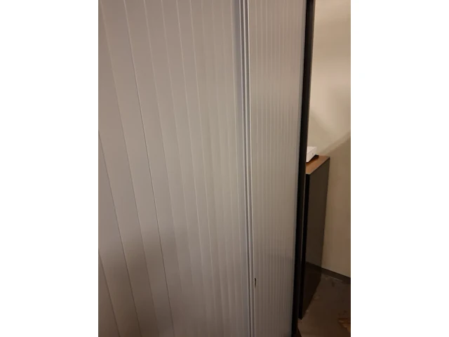 Kantoormeubilair en kantoorartikelen - afbeelding 14 van  55