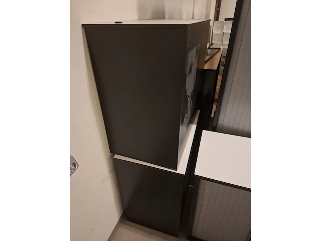 Kantoormeubilair en kantoorartikelen - afbeelding 15 van  55