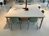 Kantoortafel met stoelen - afbeelding 2 van  7