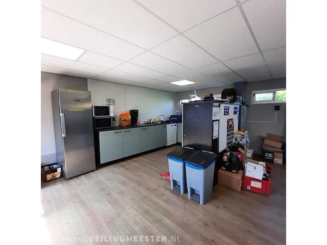 Kantoorunit, geschakeld 5 delig, totale oppervlakte ca. 90m2, afmeting ca. 15x6 meter - afbeelding 22 van  32