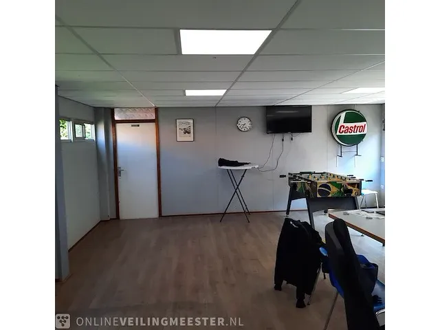 Kantoorunit, geschakeld 5 delig, totale oppervlakte ca. 90m2, afmeting ca. 15x6 meter - afbeelding 24 van  32